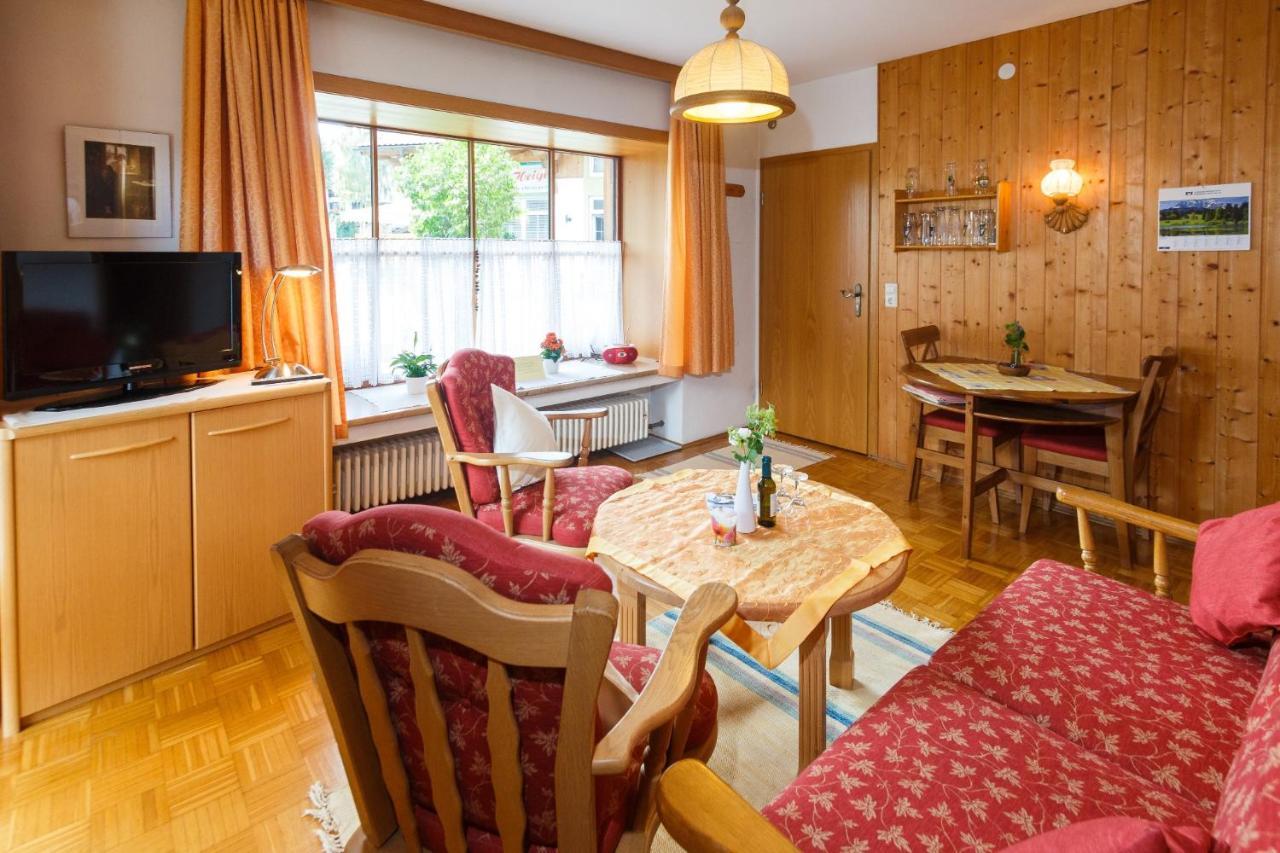 Cafe Chiemgau Und Gaestehaus Ruhpolding Εξωτερικό φωτογραφία