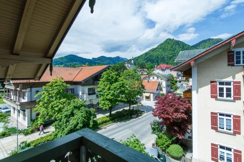 Cafe Chiemgau Und Gaestehaus Ruhpolding Εξωτερικό φωτογραφία