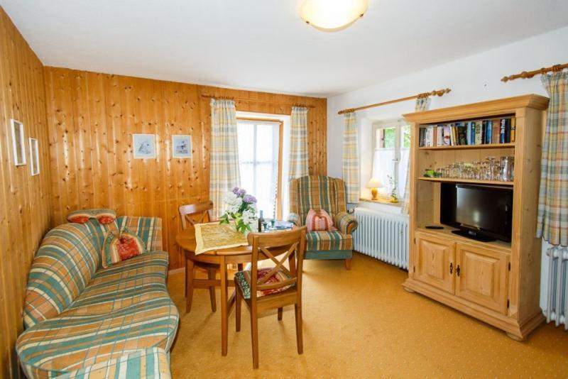 Cafe Chiemgau Und Gaestehaus Ruhpolding Εξωτερικό φωτογραφία