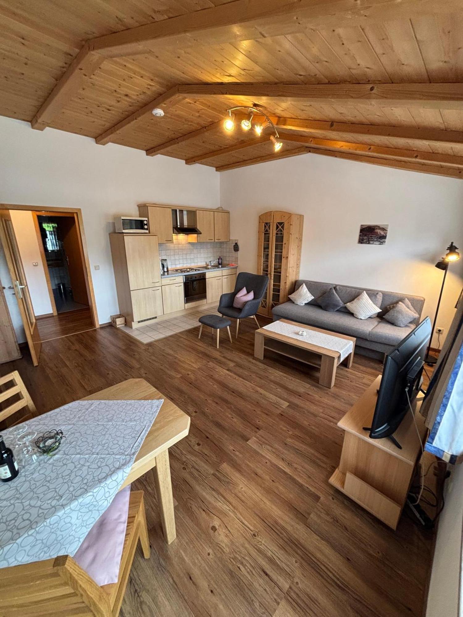Cafe Chiemgau Und Gaestehaus Ruhpolding Εξωτερικό φωτογραφία